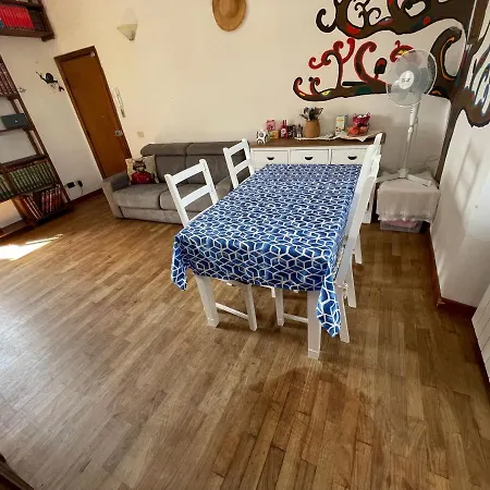 La Casa Dei Libri * Sarzana