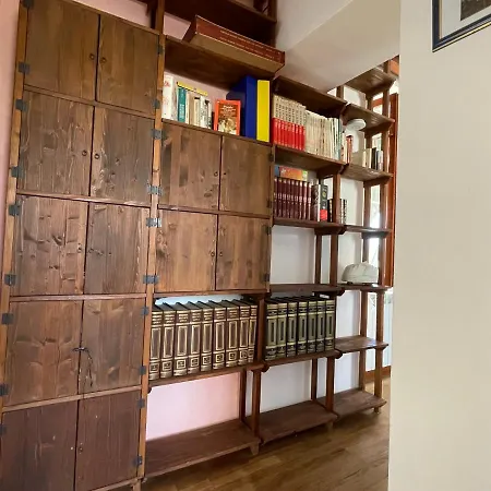 La Casa Dei Libri